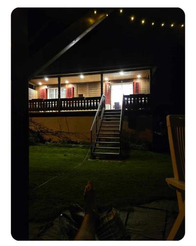 Egnach Ski Chalet | Holzchalet mit Garten