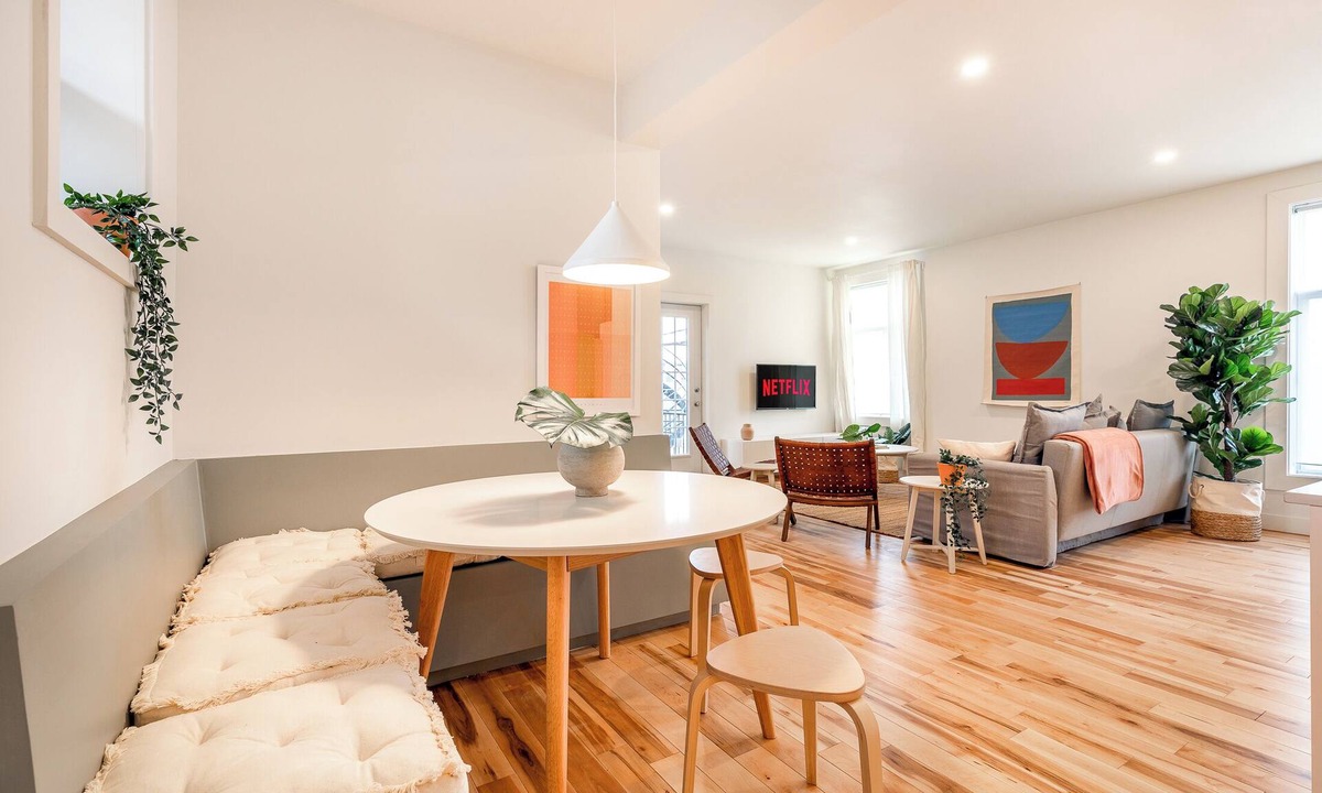 Hochelaga Apartment | HOMA-Comfort&Style-2BR-Spacious-Natural Light-FeelHome-A/C-SelfCheckIn-Metro