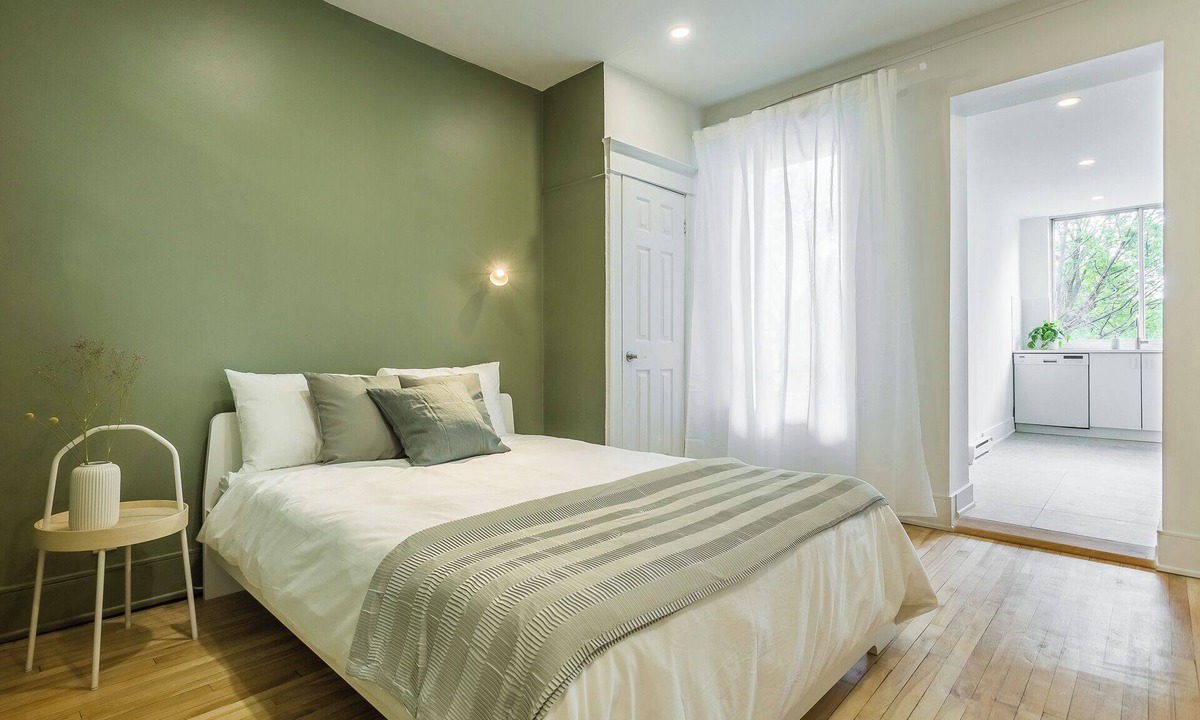 Maisonneuve Apartment | HOMA-Comfort&Style-Loft-Spacious-Natural Light-FeelHome-A/C-SelfCheckIn-Metro