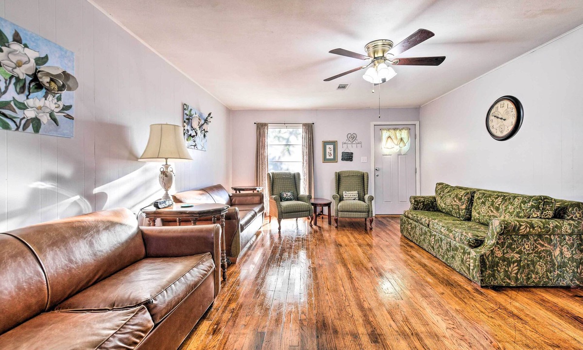 Temple House | Home 2 Mi to Dtwn Temple! Bring Your Pets