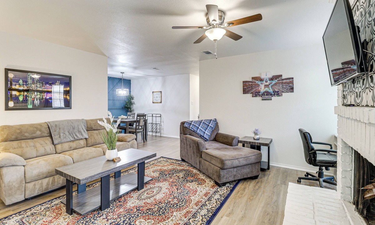 West Arlington House | Home 4 Mi to AT&T Stadium: Bring Your Pets!