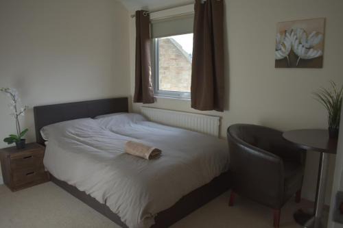 Cribbs Causeway House | Home and a Stay
