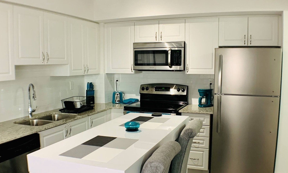 Pickering Condo | Home Away From Home