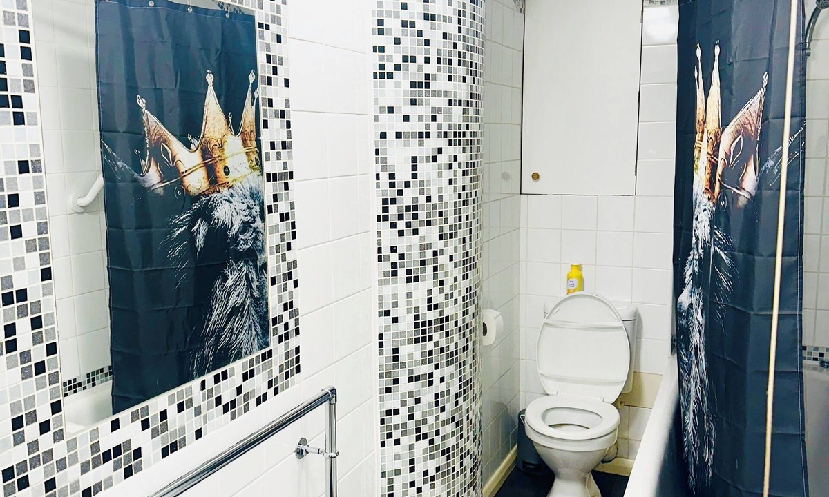 Downham Apartment | Home Away From Home