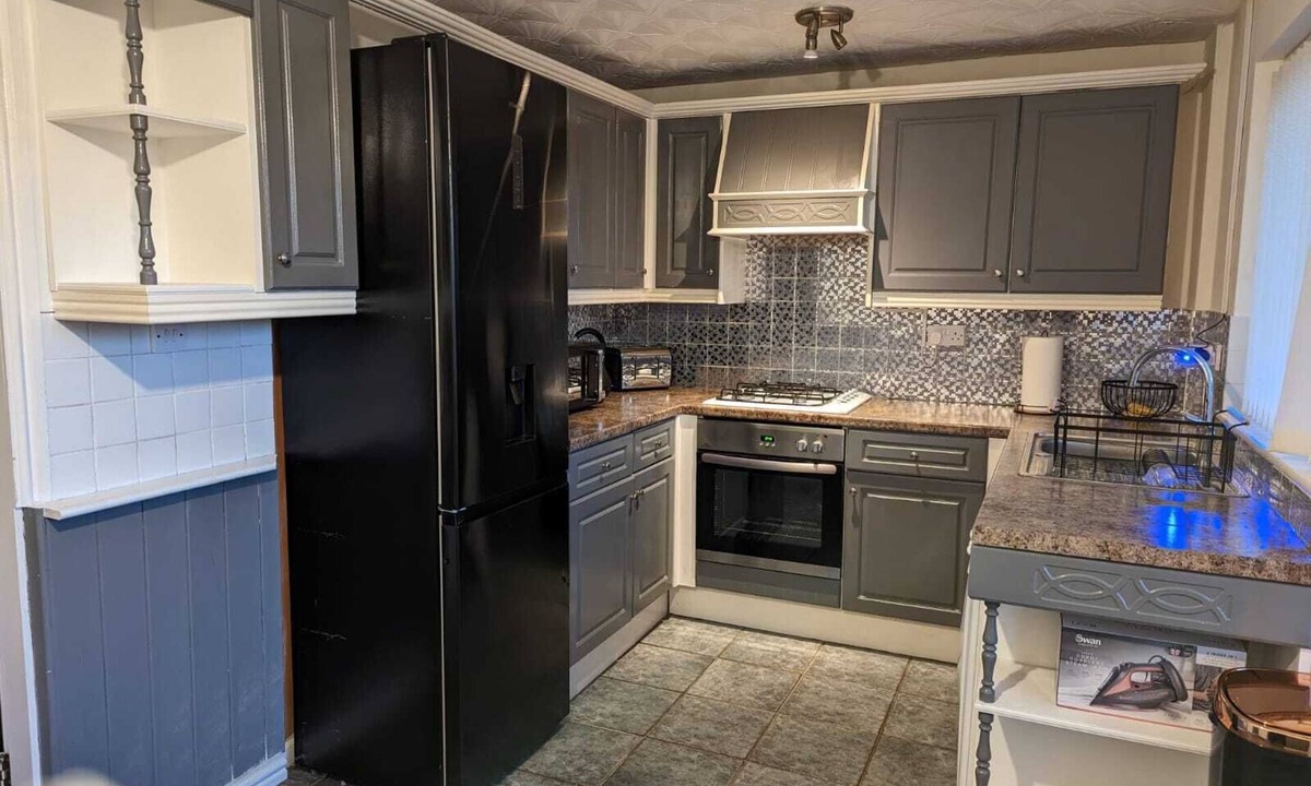 Leigh House | Home Away From Home