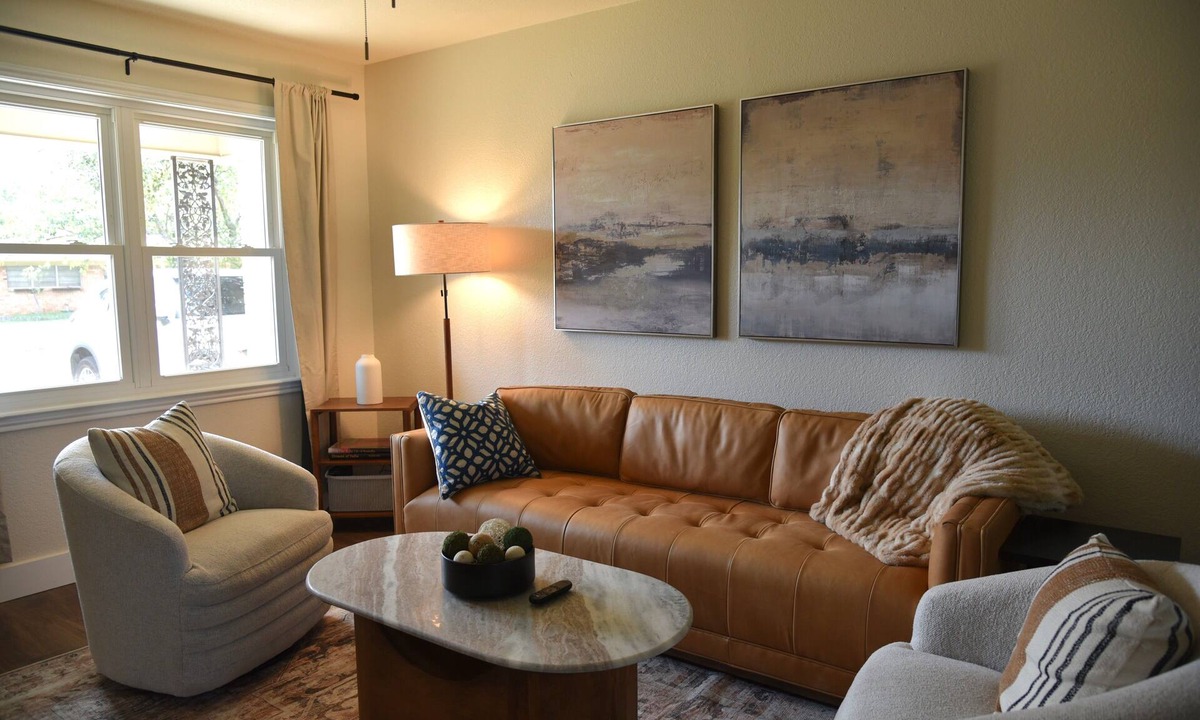 Temple House | Home Away From Home; Private Yard, Pet-Friendly, 5 Minutes From S & W