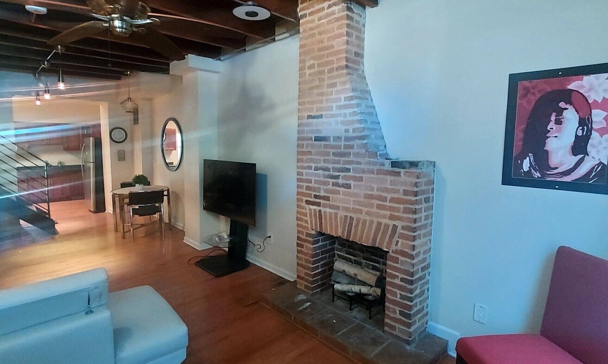 Downtown Baltimore House | Home Away from Home