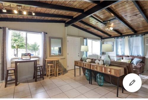 Kapolei House | home away from home