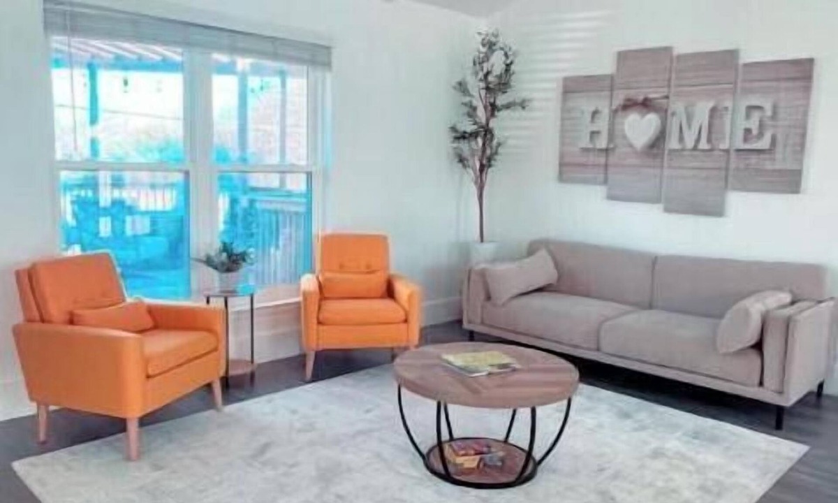Arena District House | Home away from Home- The Willow Serenity Home