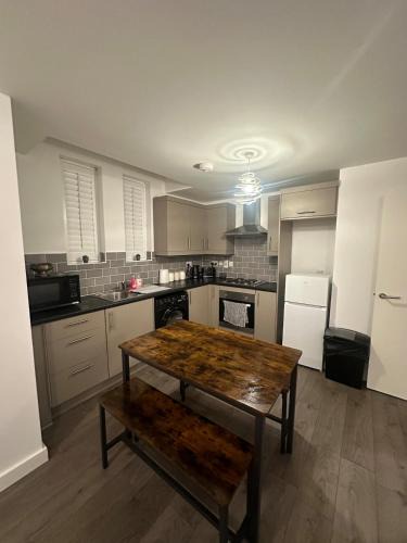 Grays Apartment | Home & Away