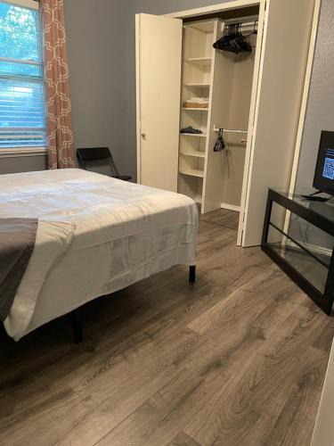 Grand Prairie Bed & Breakfast | Home Away