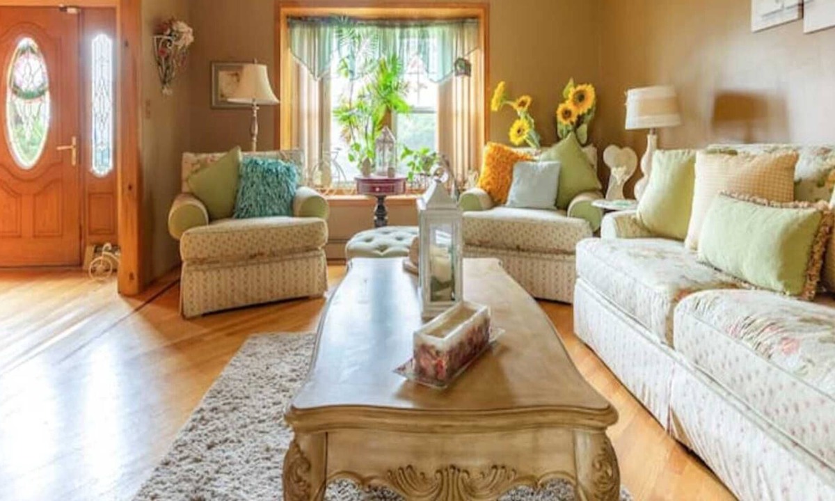 Holbrook House | Home. by gio