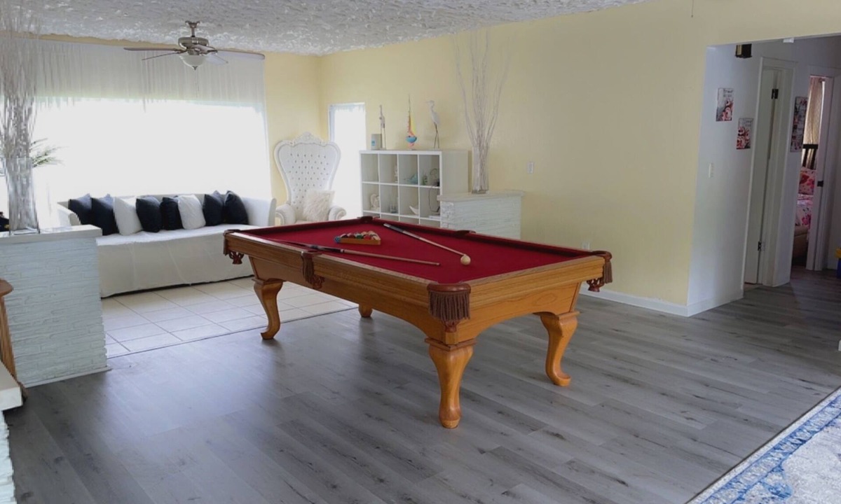 Liberty City House | home close to Miami Beach, Airport, Wynwood, Ports, and Downtown