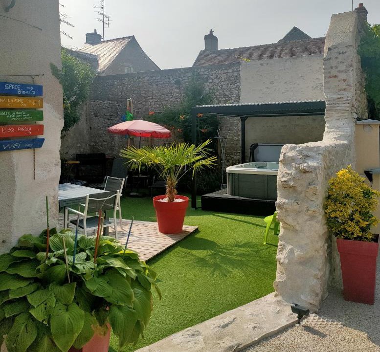 Saint-Dye-sur-Loire House | home ferman