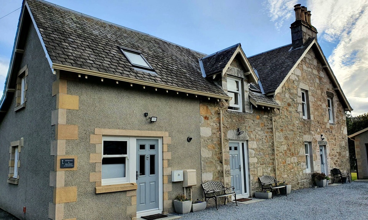 Pitlochry Cottage | Home from Home in Charming Pitlochry!