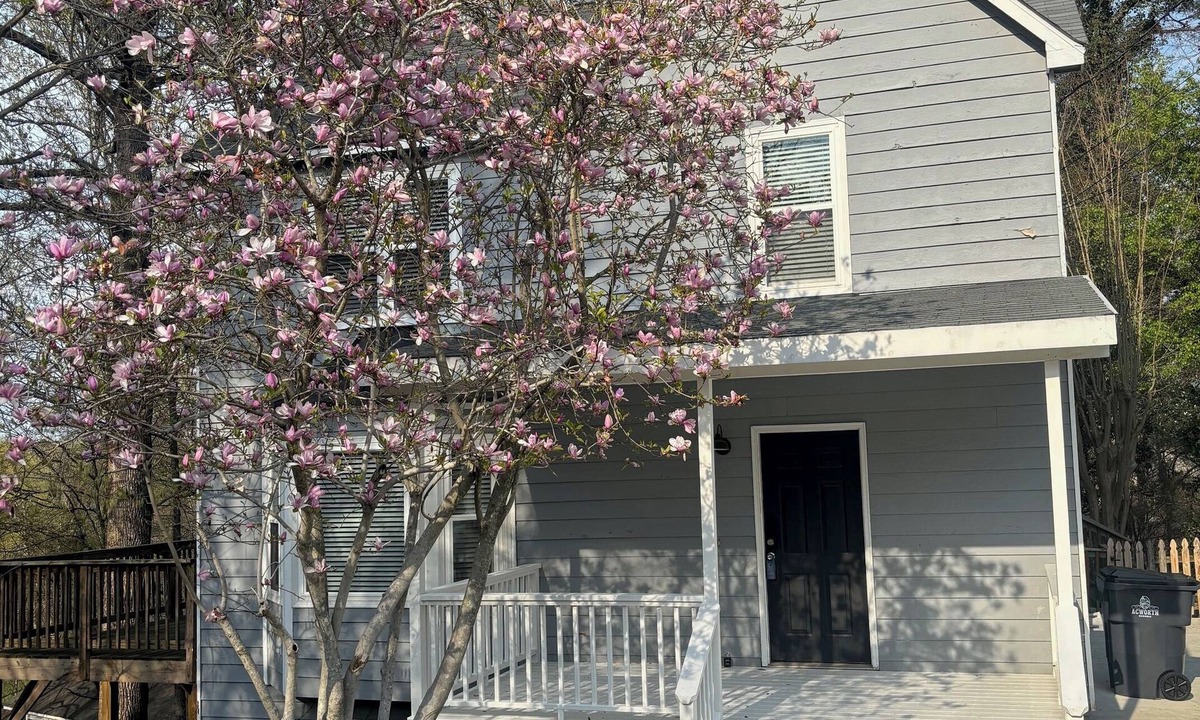 Acworth House | Home in Downtown Acworth with Hot Tub