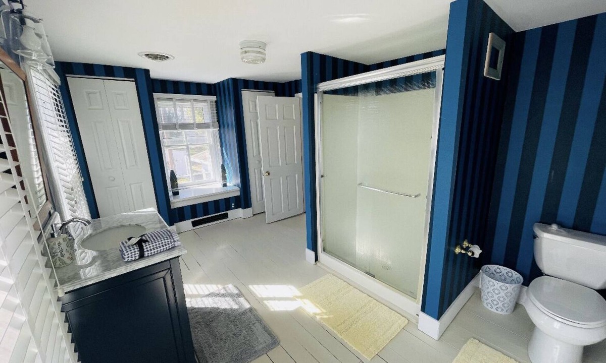 Whitehaven House | Home in historic Whitehaven Village.