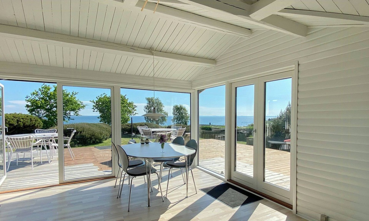 Bøjden House | Home in Horne Sommerland with sea view
