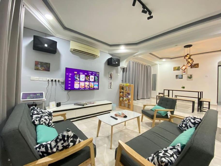 Kempas House | Home in Johor Bahru