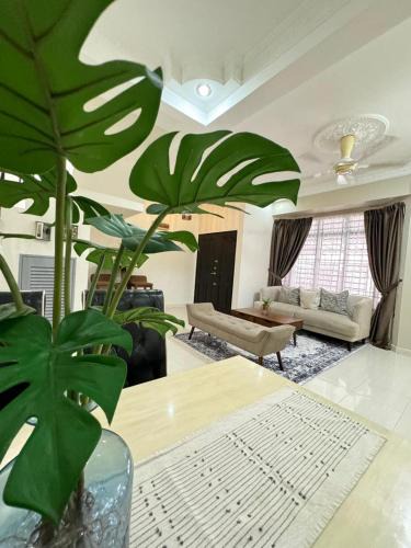 Taman Bukit Dahlia House | Home in Pasir Gudang