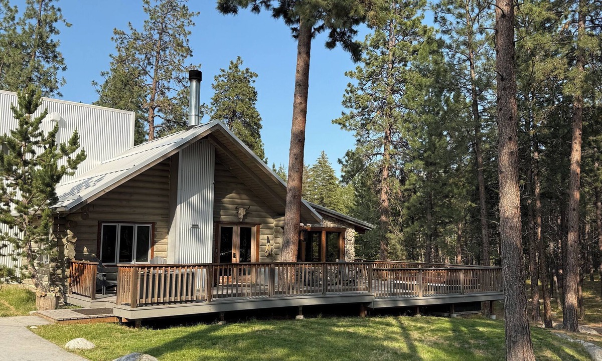 Victor House | Home in the Bitterroots