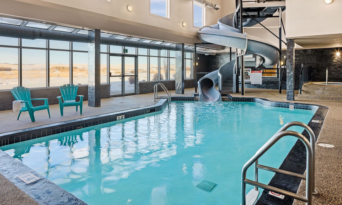 Swift Current Hotel | Home Inn & Suites Swift Current
