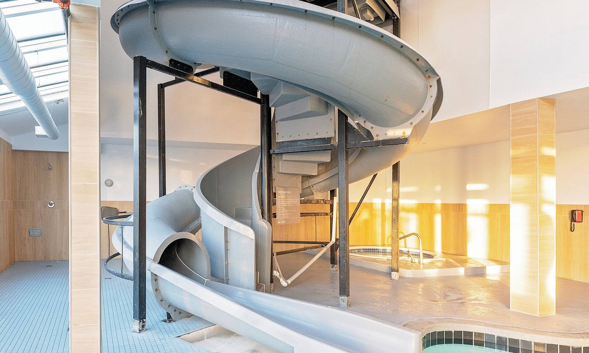 Yorkton Hotel | Home Inn & Suites Yorkton