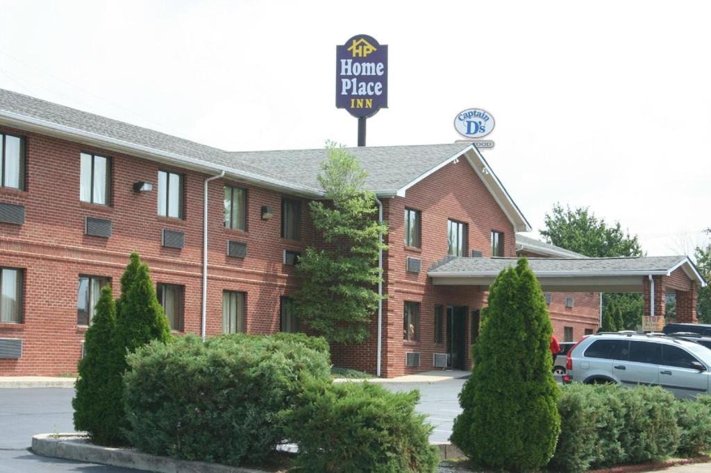 Nicholasville Hotel | Home Place Inn