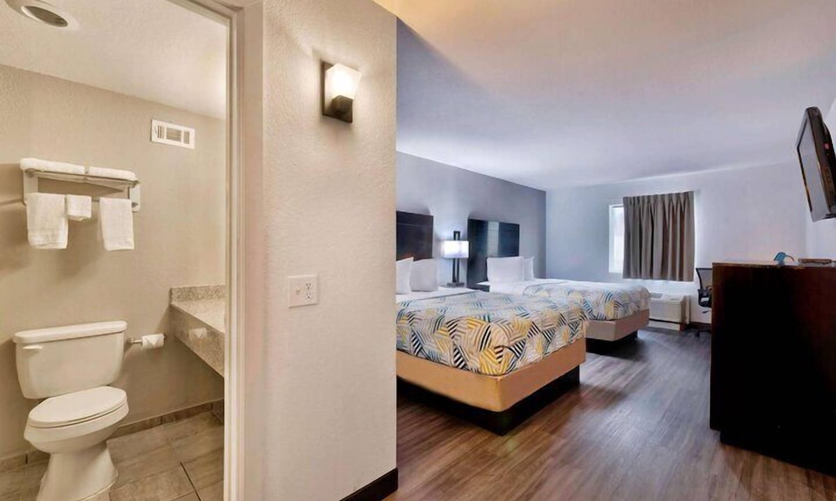 Bartlesville Hotel | Home Place Suites