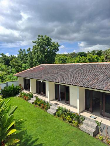 Tulamben Hotel | HOME STAY ME'SARI tulamben