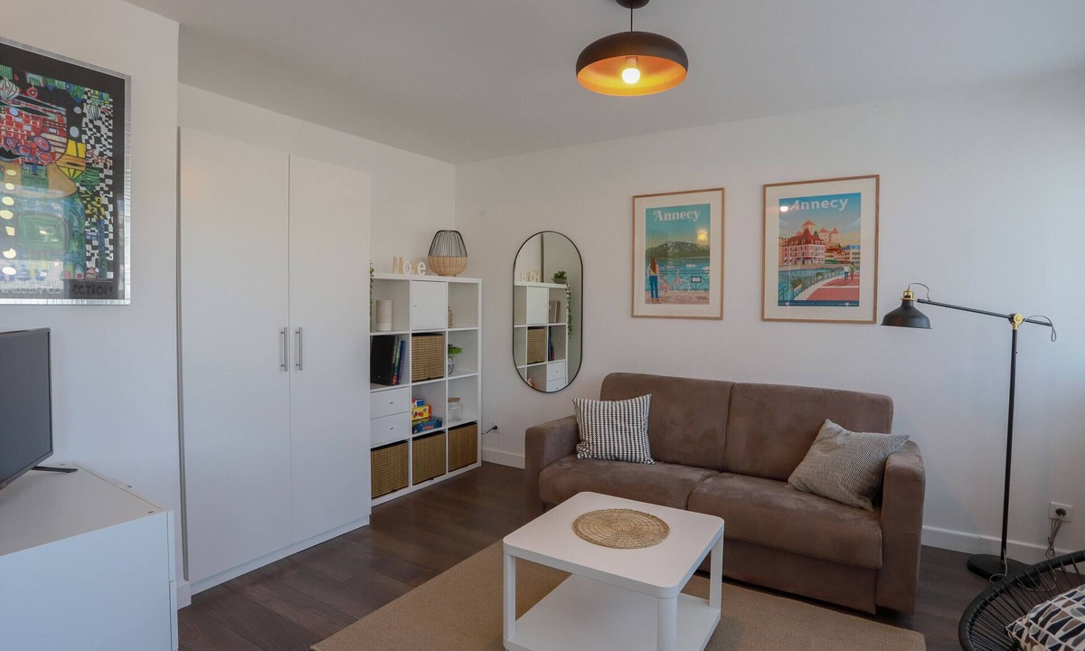 Seynod Apartment | Home Sweet Home