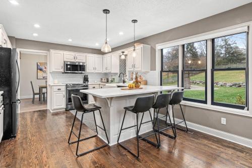 Chanhassen Apartment | home