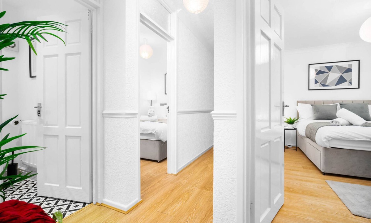 Sutton Coldfield House | Home with Garden in Sutton Coldfield