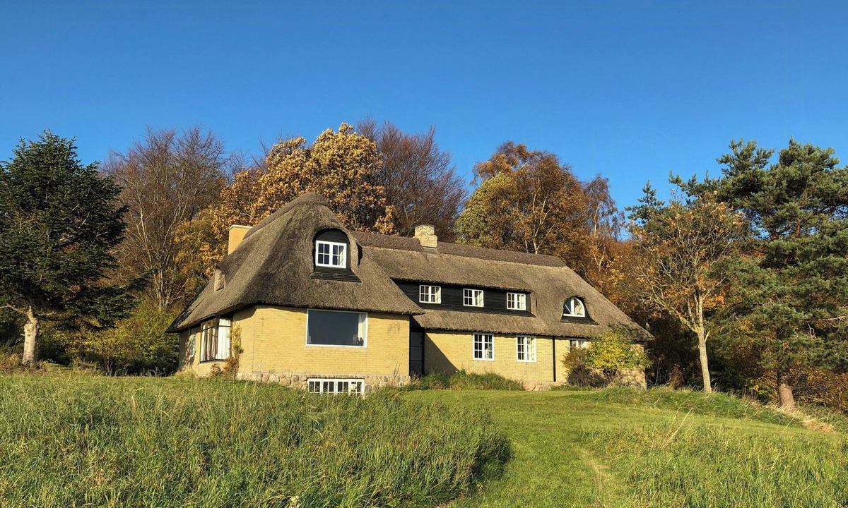 Knebel House | Home with view of Ebeltoft Bay