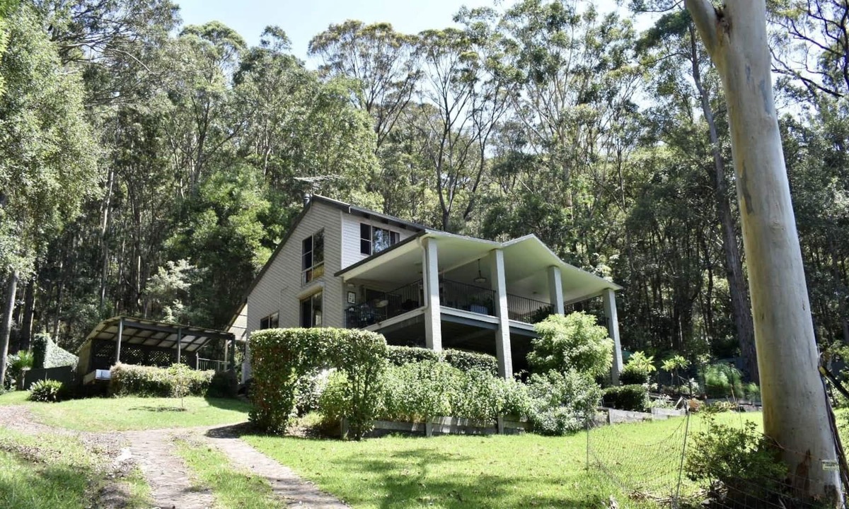 Fountaindale House | Home with views on small acreage