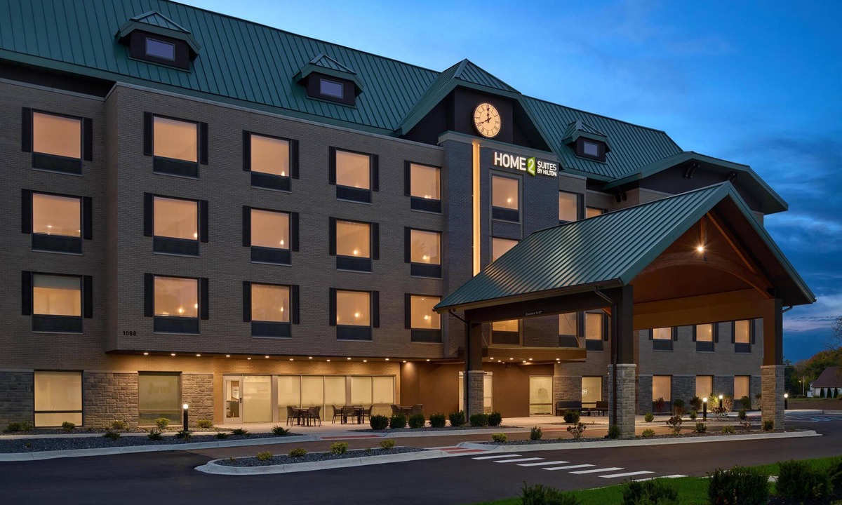 Frankenmuth Hotel | Home2 Suites By Hilton Frankenmuth