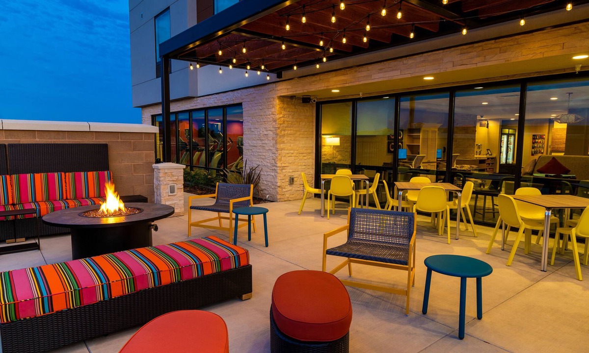Greenacres Hotel | Home2 Suites by Hilton Bakersfield