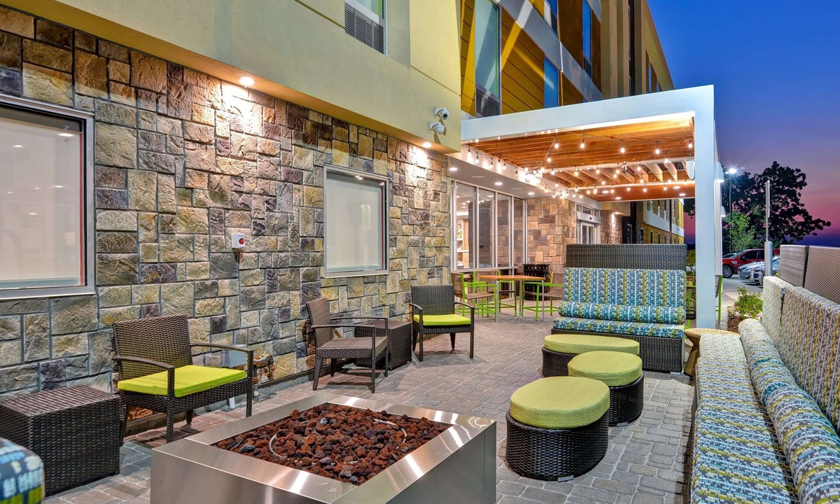 Lake Hamilton Hotel | Home2 Suites by Hilton Hot Springs