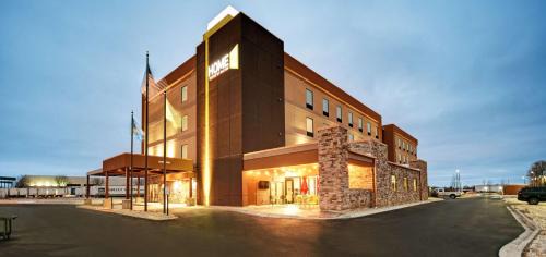 Beloit Hotel | Home2 Suites By Hilton Beloit
