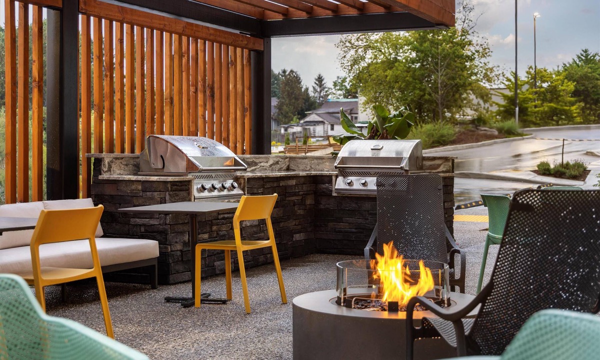 Woodstock Hotel | Home2 Suites By Hilton Woodstock On