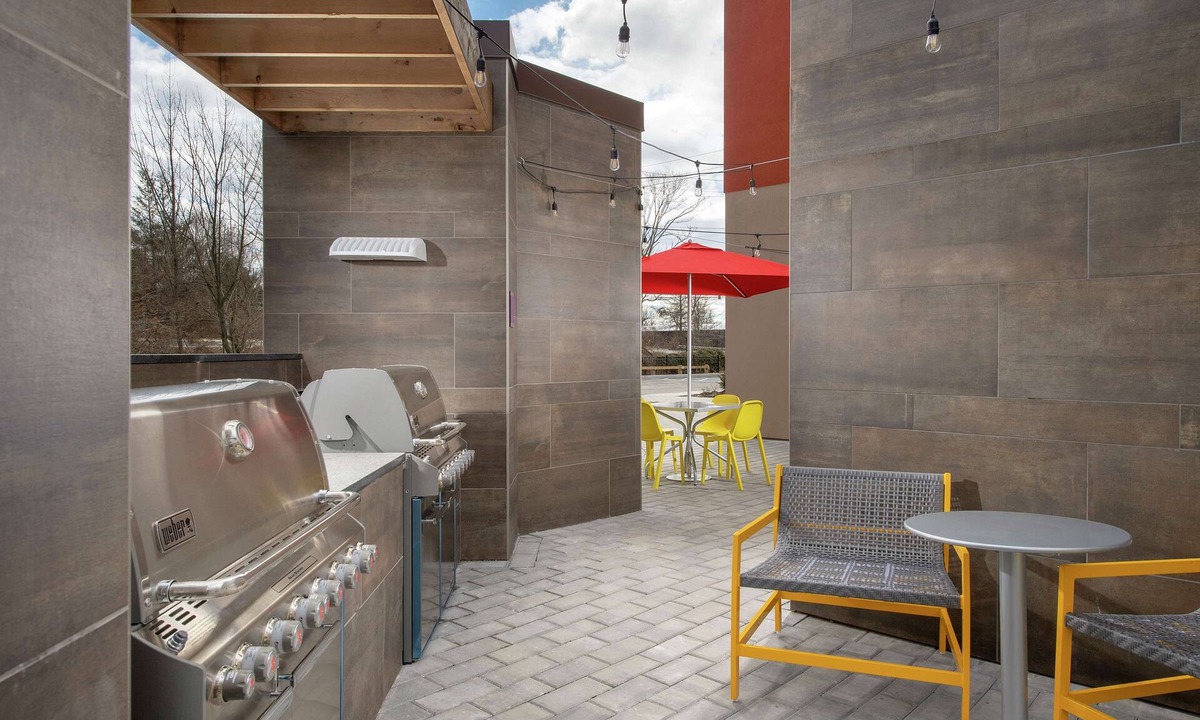 Edison Hotel | Home2 Suites by Hilton Edison