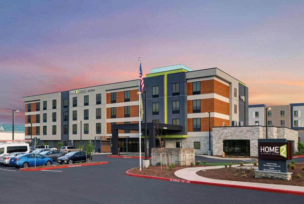 Southeast Salem Hotel | Home2 Suites By Hilton Salem