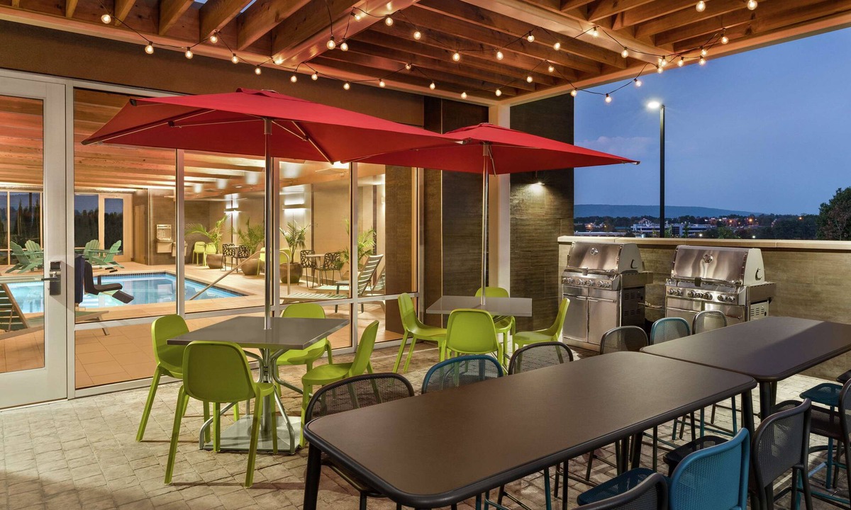 Progress Hotel | Home2 Suites by Hilton Harrisburg North