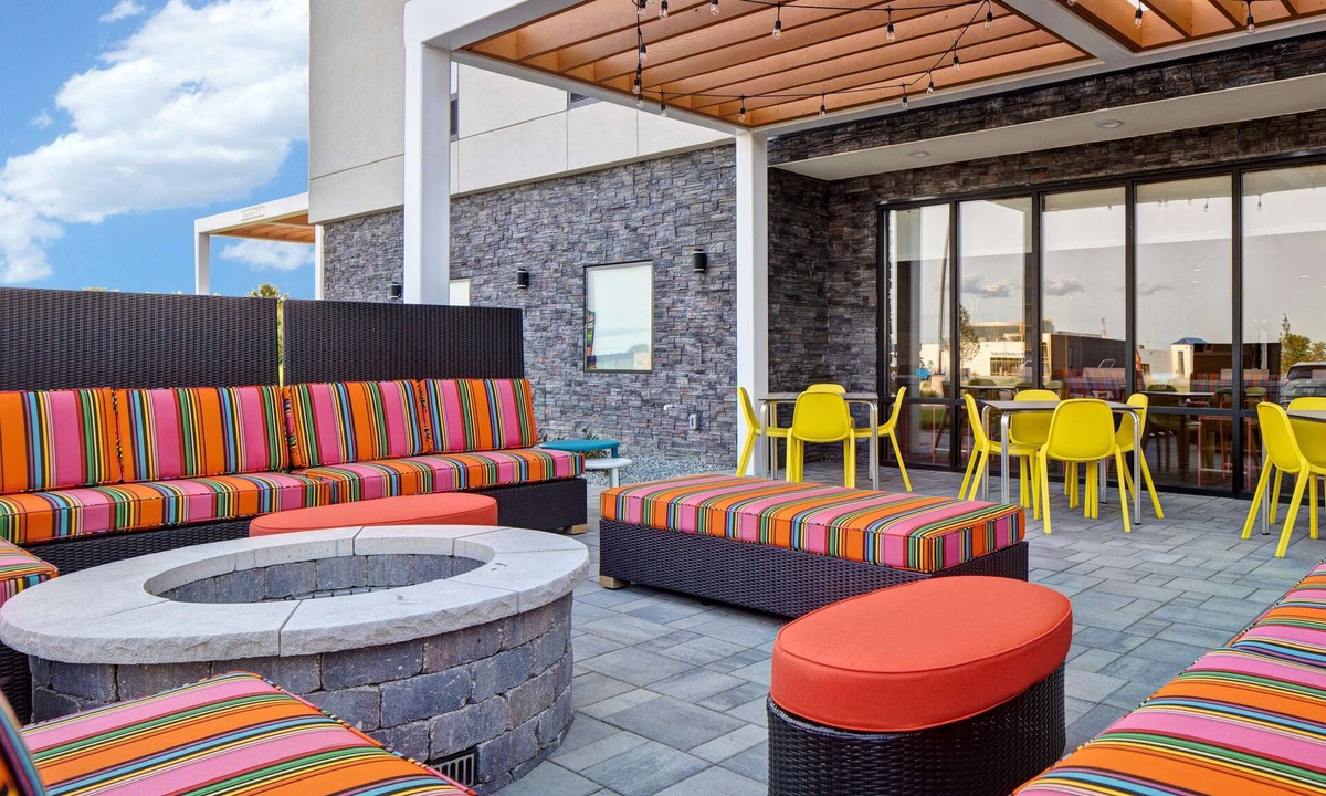 Loves Park Hotel | Home2 Suites by Hilton Loves Park Rockford