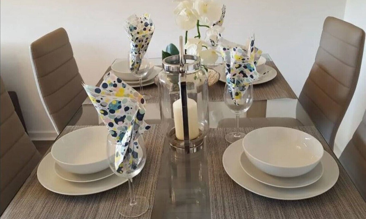 East Kilbride Apartment | Home2Home- Fleming Place