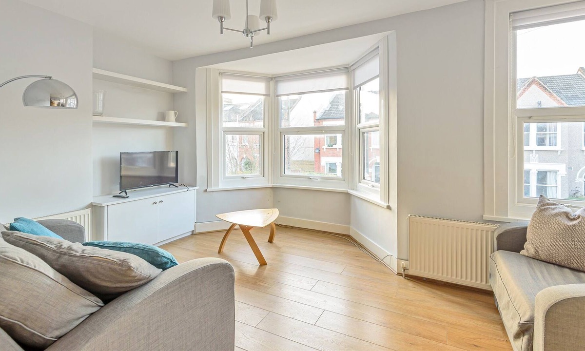Penge Apartment | Homely 1-Bed Apartment in Vibrant Zone 3 London