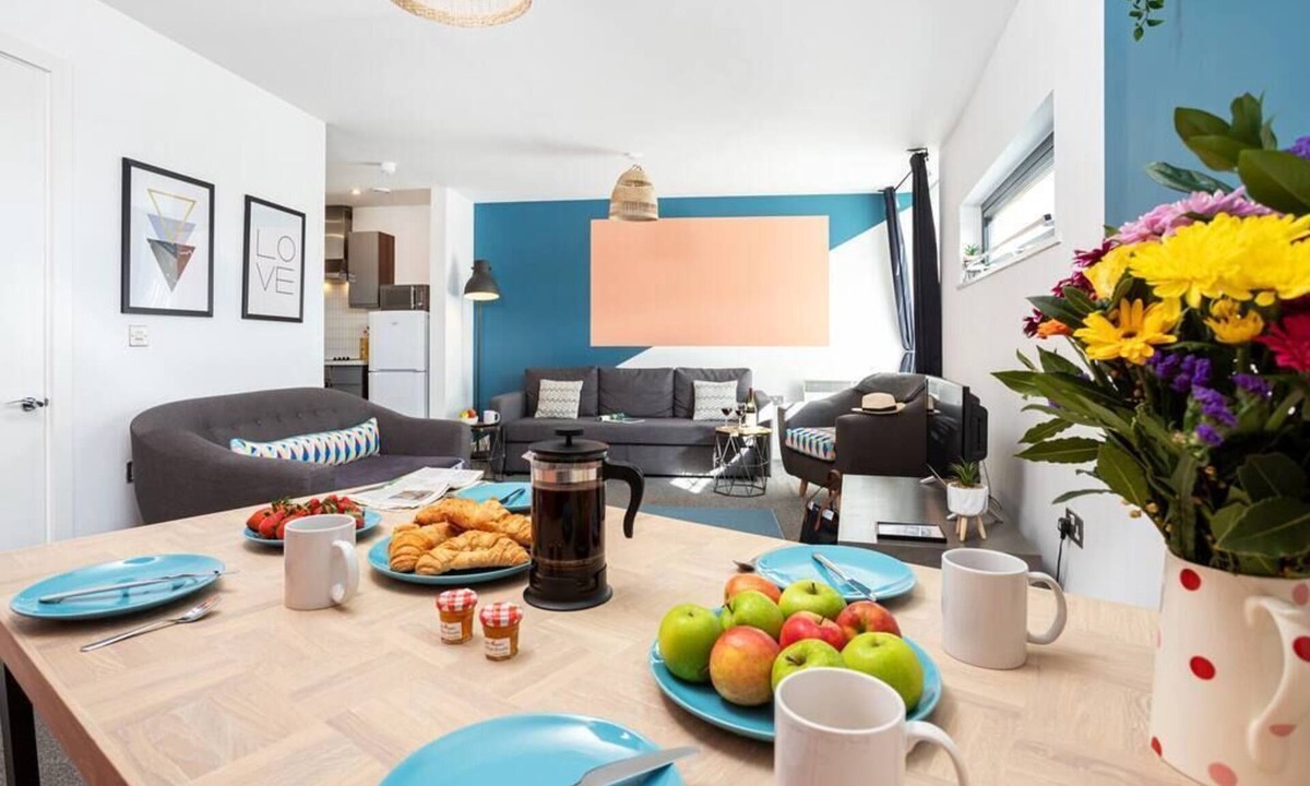 Lancaster Apartment | Homely City Apartment FREE PARKING