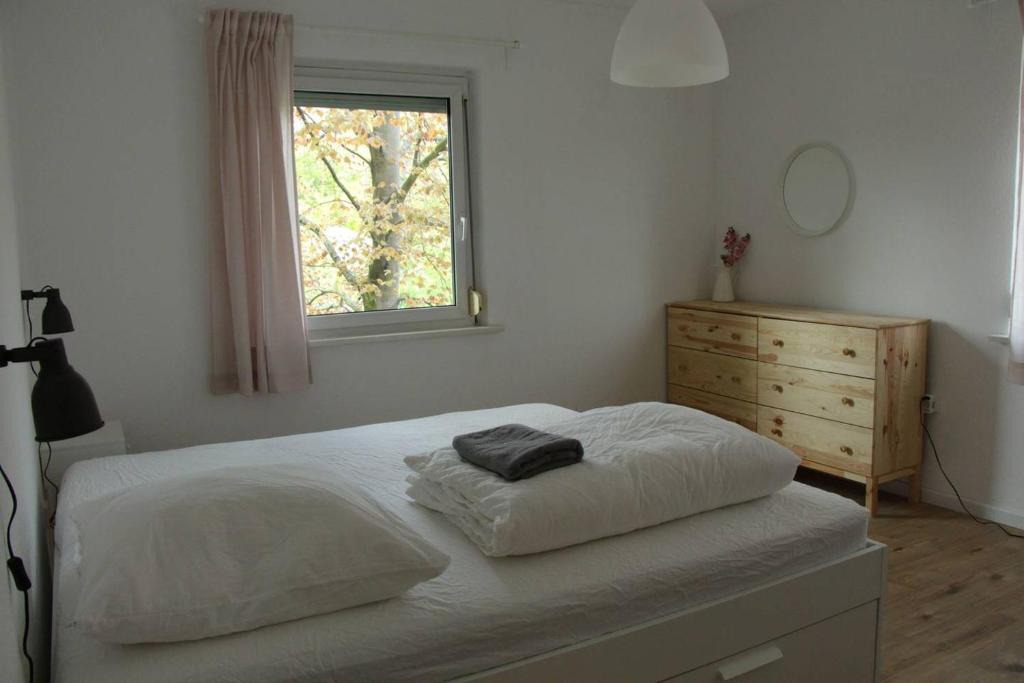 Metzingen Apartment | Homely Spacious Appartment near OUTLETS & Train