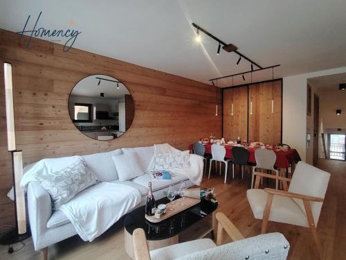 Eclose-Est Apartment | Homency - Résidence L'Expression E11