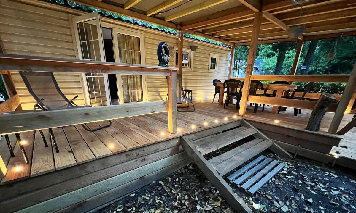 Saint-Jean-de-Valeriscle House | Homerez - Nice bungalow for 4 ppl. with shared pool at Saint-Jean-de-Valériscle